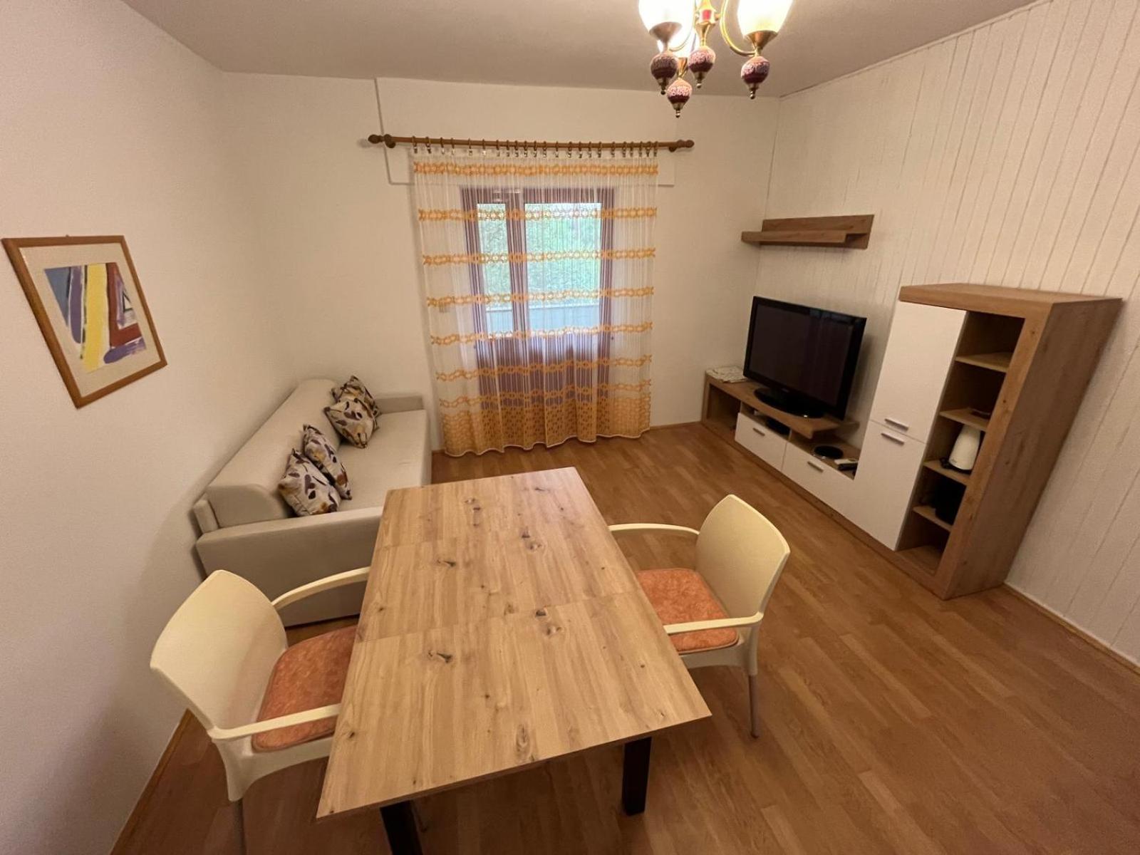 Apartmani Krunic Barbat na Rabu Экстерьер фото