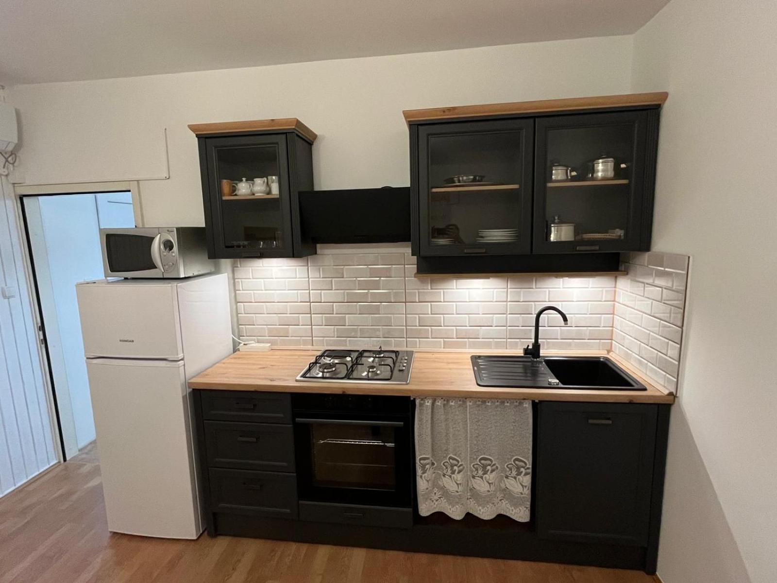 Apartmani Krunic Barbat na Rabu Экстерьер фото